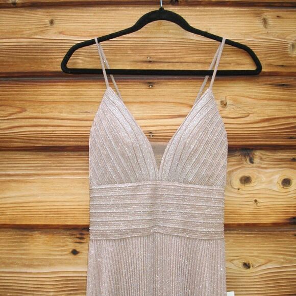 Mac Duggal 30725 Womens SHIMMER PLEATED V NECK GOWN Oscars - Picture 11 of 16